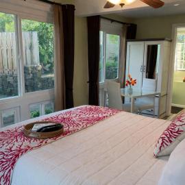 Kona Nook - Cozy Studio with Island Warmth