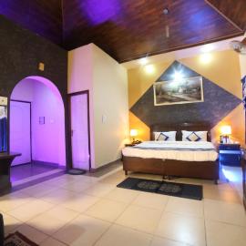 Kangs Nirvana Resorts and Spa, hotel din Hoshiārpur