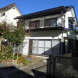 House in green valley, 9 people, garden, parking, BBQ ! 緑の谷の一軒屋 9人 102m2 庭 駐車場 BBQ 生田駅17分 稲田堤駅26分 よみうりランド近