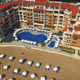 First Line Apartment at Obzor, hotel in Obzor