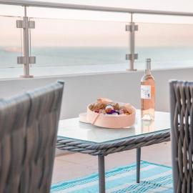 Panoramic Sea View Villa 150 m² Terrace, hotel in Roquebrune-Cap-Martin