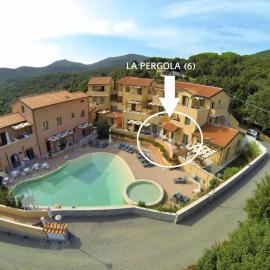 La Pergola Bilocale 6 - Cavo, hotell sihtkohas Cavo