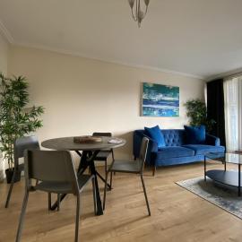 2-Bedroom Apartment with Balcony & Parking in Central Woking