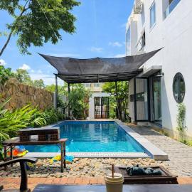 Nắng Homestay & Villa Huế