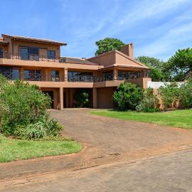 San Lameer Villa 14324 - 5 Bedroom Deluxe - 10 pax - San Lameer Rental Agency, hotel in Trafalgar