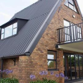 Ericka's Luxurious Guesthouse, hotel in Vaal Marina
