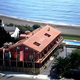 Axarquía beach junto al mar, hotel en Vélez