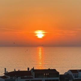 Sea view apartment - 400 meters from the beach