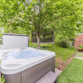 Willow Loft - Uk49479, hotel in Bulmer