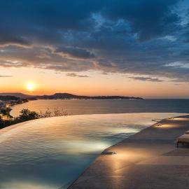 Ionian Hill Hotel, hotelli kohteessa Argasi