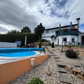 Ferienhaus Abendgold mit Pool hochwertig großes Grundstück
