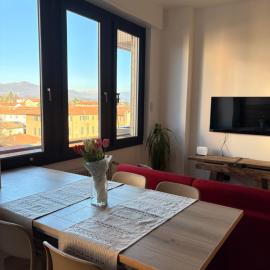 Appartamento con vista su Brunate