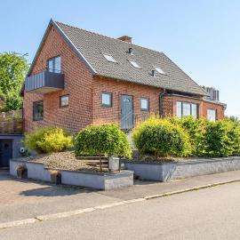 Cozy Apartment In Ystad With Wifi, hotel in Ystad