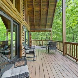 Birdsong- Hot Tub, Game Room, Firepit, WiFi