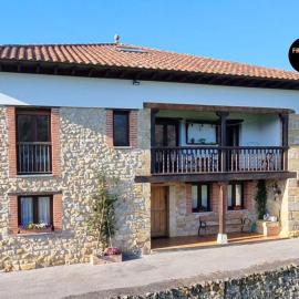 La Torre de Llames Arriondas VV-1401-AS, hotell sihtkohas Arriondas