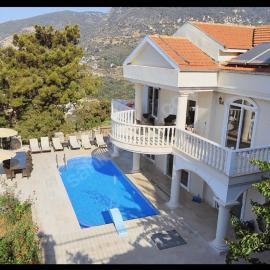 Villa royal – hotel w mieście Alanya