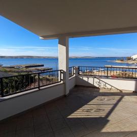 Apartment in Kustici with sea view, terrace, air conditioning, WiFi (3597-4)