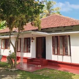 Villa Lagoonedge with 3 AC Rooms
