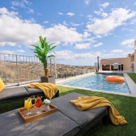 Villa Trilux, Infinity Pool, Jacuzzi, BBQ