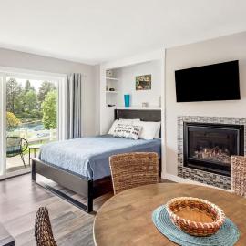 Riverfront Studio in Downtown Bend
