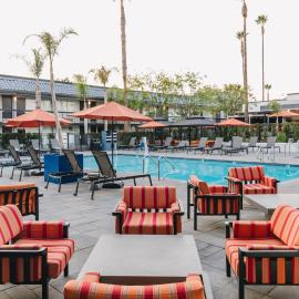 Palm Garden Hotel, khách sạn ở Thousand Oaks
