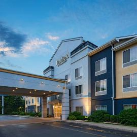 Fairfield Inn & Suites by Marriott Edison - South Plainfield, khách sạn ở Edison