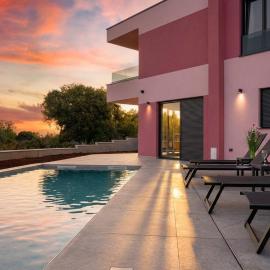 Relaxing Villa Giardin