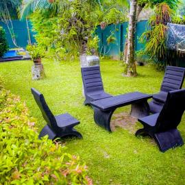 Casa Hikka Villa โรงแรมในSinigama