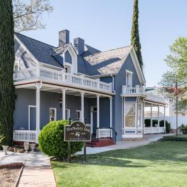 The Mulberry Inn -An Historic Bed and Breakfast, hotel in St. George