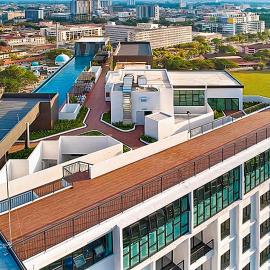 Horizon Rooftop Skypool Condotel - Ipoh, hotel u gradu Ipoh