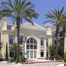Exclusive Top Floor 1 bedroom in central Irvine one month min, hotel Irvine-ben