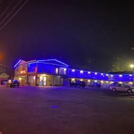 Imperial Motel, hotel in One Hundred Mile House