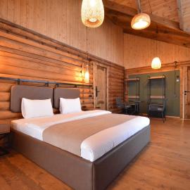 Homma Aparan with Superpool, hotel u gradu 'Aparan'