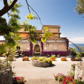 Hotel La Badia: Sorrento'da bir otel