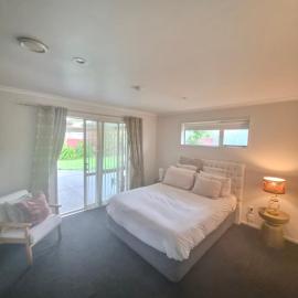 Private Ensuite Room, hotel in Rolleston