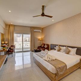 VRR Astoria Hotel & Convention Center