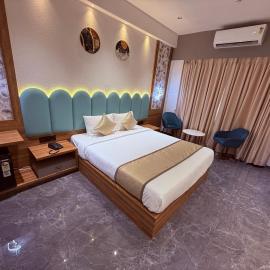Hotel Stellar Suites Dombivli - Couple Friendly - Comfort and Premium Stay, hotel a Dombivli