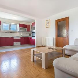 3 Bedroom Awesome Home In Sestanovac