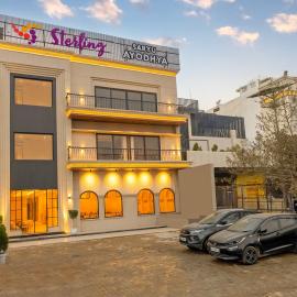 Sterling Saryu Ayodhya, hotel en Ayodhya