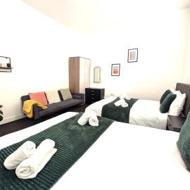 Spacious and Modern 2BR Apartment - Free Parking