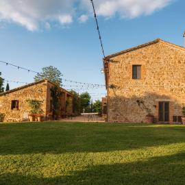 Podere Lamone a Monticchiello, hotel in Monticchiello