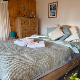 Chalet la Licorne - Cozy Alpine Hideaway in Diogne, viešbutis mieste Crans-Montana