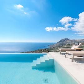 Zeus Villa