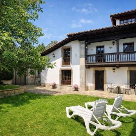 Casa Darío Llanes – Jardín, Barbacoa y Playa Cerca