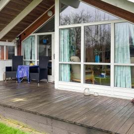 3 Bedroom Lovely Home In Hejls, Hotel in Hejls