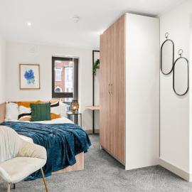 Stylish Studio Apartment with Free Parking in Wolverhampton 5min walk to City Centre, hotel in Wolverhampton