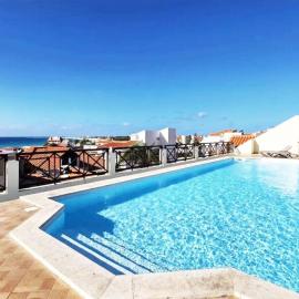 Pool House, StarlinkWiFi, Airconditioning! Direct access to private terrace and shared rooftop pool from the apt, by 'BeachHouseCaboVerde'