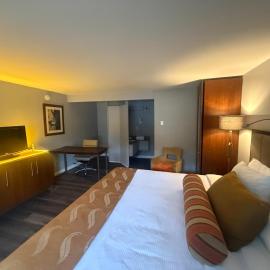 Naval Suites by FairBridge, מלון בברמרטון