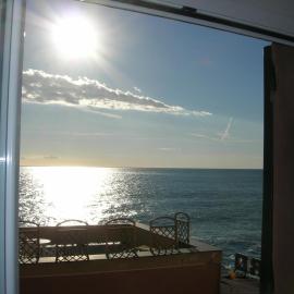 Romantic Sea View Flat in Genova โรงแรมในเจนัว