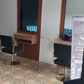 Vila pelangi, hotel di Pelabuhan Ratu